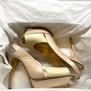 New! bebe ZAHARRA Ivory/Nude Slingback Platform Sandals 7